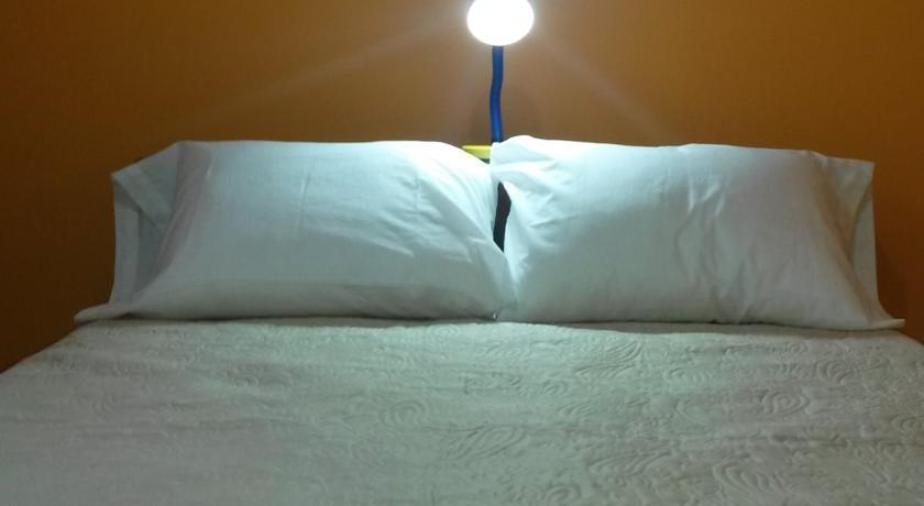 Royal Sweet Dreams Airport B&B Lima Phòng bức ảnh